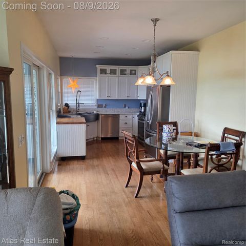 4015 Minnetonka Drive, Fenton Charter Township, MI 48451