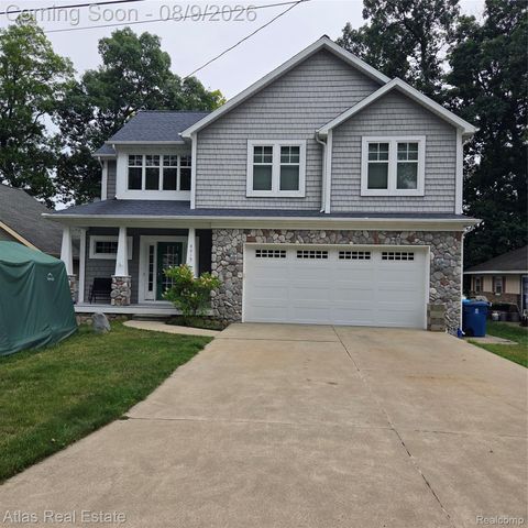 4015 Minnetonka Drive, Fenton Charter Township, MI 48451