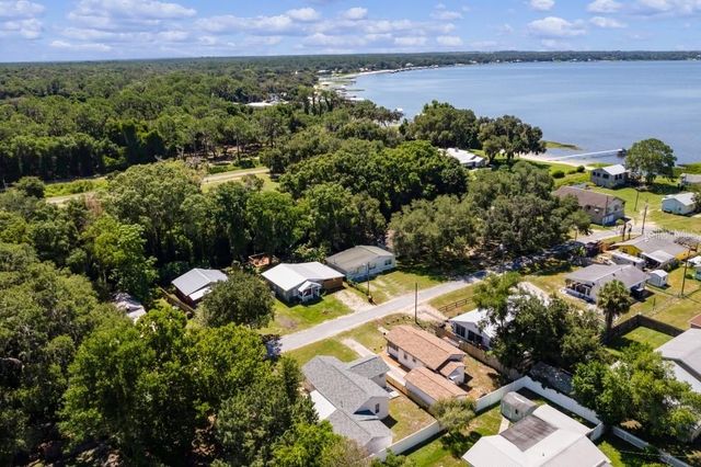 12390 SE 135TH TERRACE, Ocklawaha, FL 32179