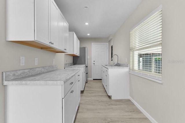 12390 SE 135TH TERRACE, Ocklawaha, FL 32179