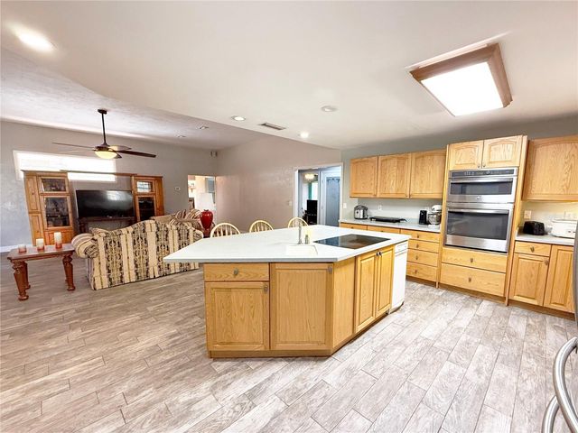 2039 SW STATE ROAD 26, Trenton, FL 32693