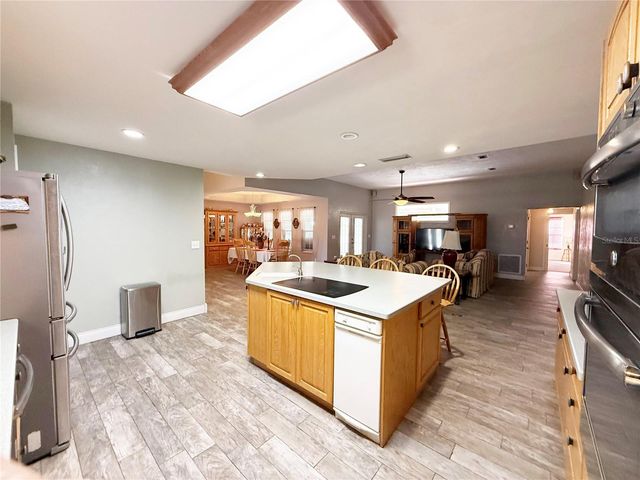 2039 SW STATE ROAD 26, Trenton, FL 32693