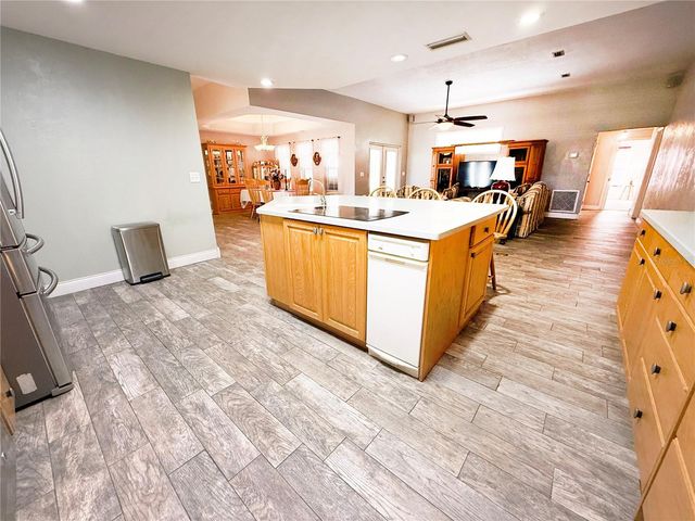 2039 SW STATE ROAD 26, Trenton, FL 32693