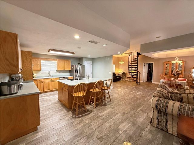 2039 SW STATE ROAD 26, Trenton, FL 32693