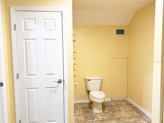 2039 SW STATE ROAD 26, Trenton, FL 32693