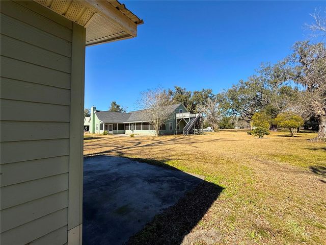 2039 SW STATE ROAD 26, Trenton, FL 32693