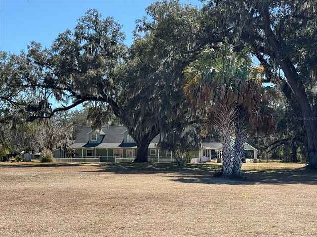 2039 SW STATE ROAD 26, Trenton, FL 32693