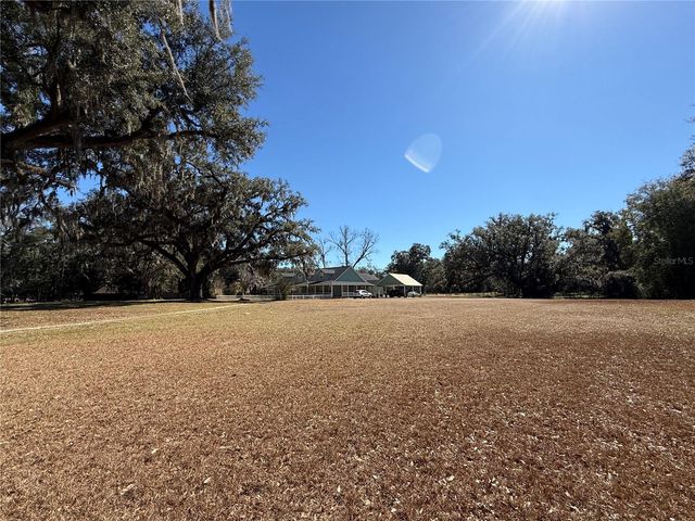 2039 SW STATE ROAD 26, Trenton, FL 32693