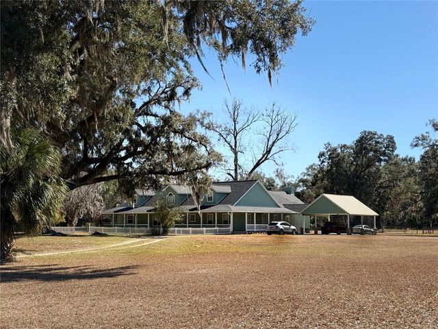 2039 SW STATE ROAD 26, Trenton, FL 32693