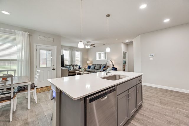 517 Frenchpark Drive, Fort Worth, TX 76052