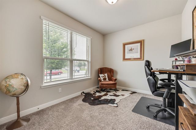 517 Frenchpark Drive, Fort Worth, TX 76052