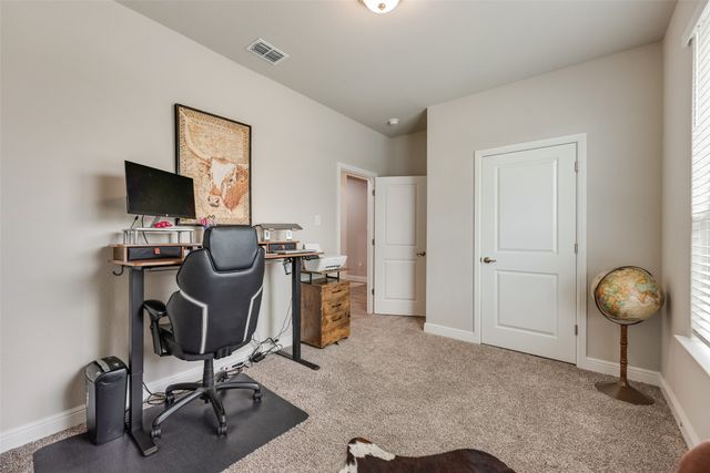 517 Frenchpark Drive, Fort Worth, TX 76052