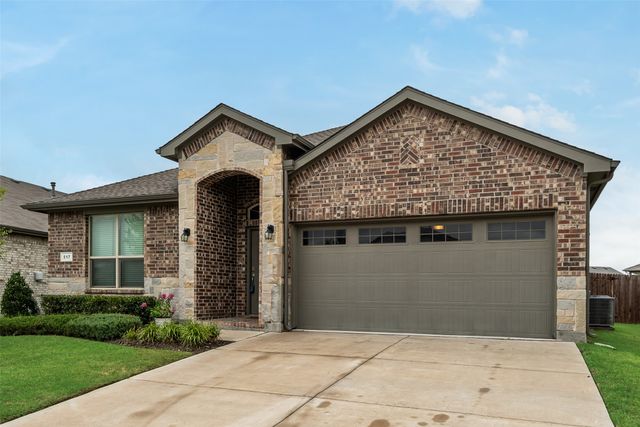 517 Frenchpark Drive, Fort Worth, TX 76052