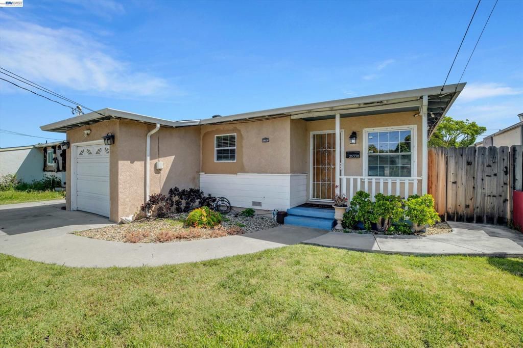 Image 32 of property listing at 26338 Hickory Ave, Hayward, CA 94544