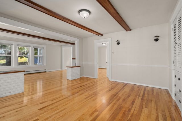 132 May St, Worcester, MA 01602