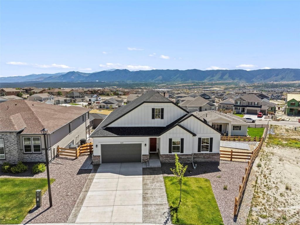 549 Old Grotto Drive, Monument, CO 80132