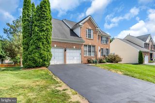 43553 DEMPSEY LN, Chantilly, VA 20152