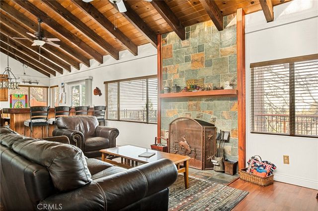 30445 Live Oak, Running Springs, CA 92382