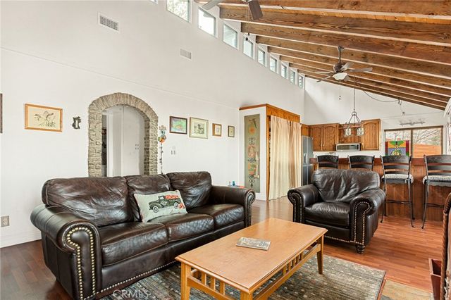 30445 Live Oak, Running Springs, CA 92382