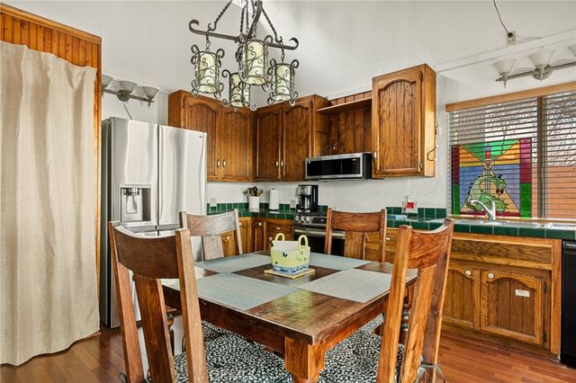 30445 Live Oak, Running Springs, CA 92382