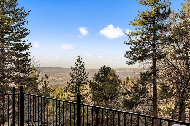 30445 Live Oak, Running Springs, CA 92382