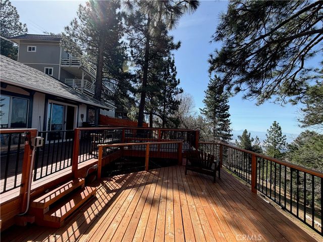 30445 Live Oak, Running Springs, CA 92382