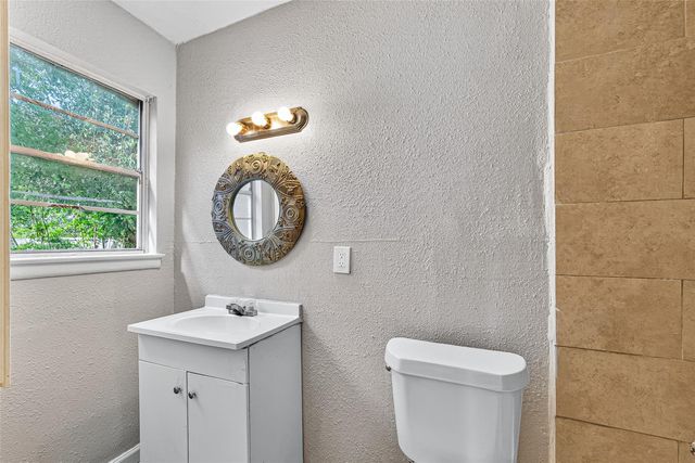 10106 Sierra Drive, Houston, TX 77051