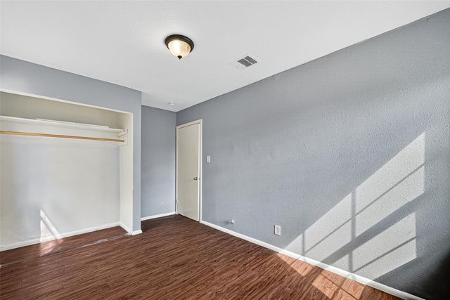 10106 Sierra Drive, Houston, TX 77051