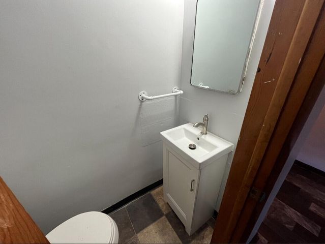 909 College AVENUE, Racine, WI 53403