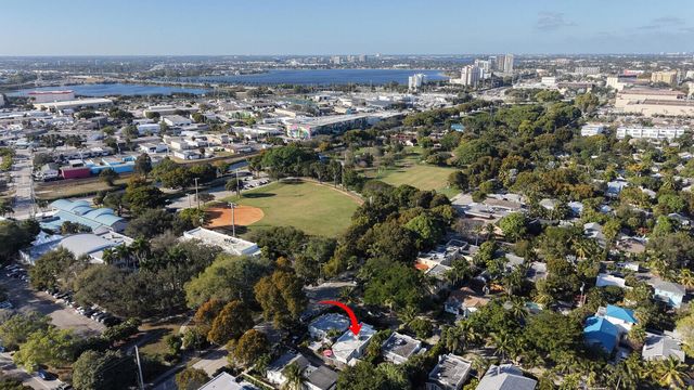 744 Penn Street, West Palm Beach, FL 33401