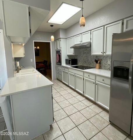 1290 W Camino Velasquez, Green Valley, AZ 85622