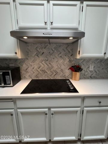 1290 W Camino Velasquez, Green Valley, AZ 85622