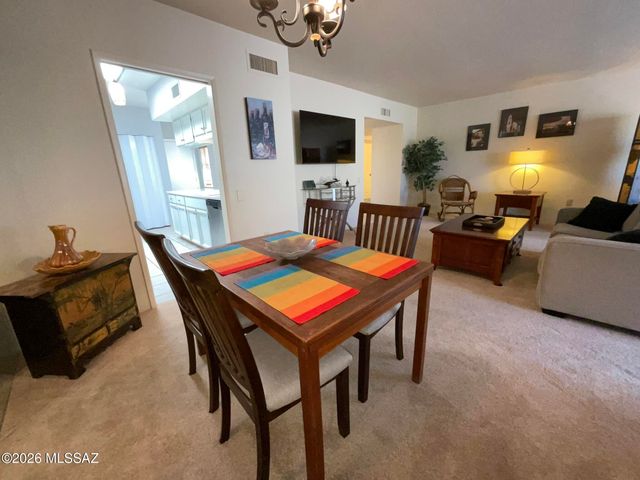 1290 W Camino Velasquez, Green Valley, AZ 85622