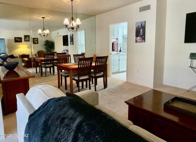 1290 W Camino Velasquez, Green Valley, AZ 85622