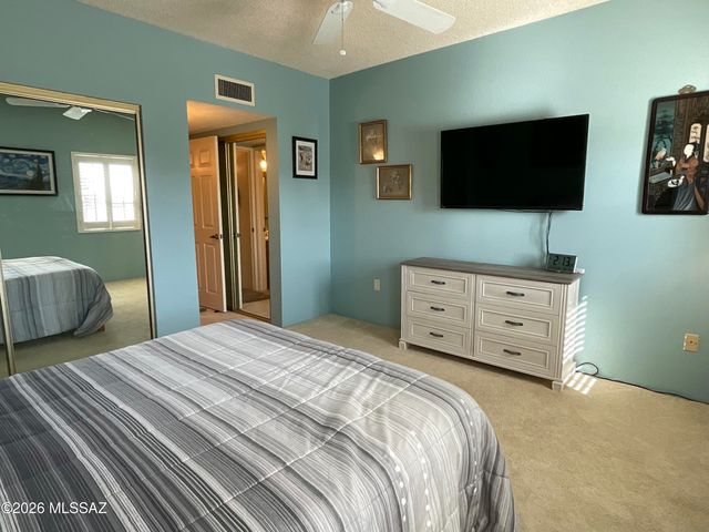 1290 W Camino Velasquez, Green Valley, AZ 85622