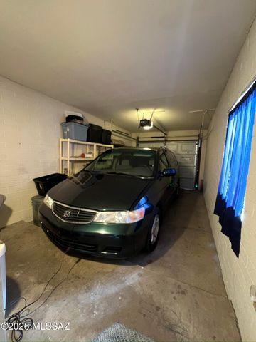 1290 W Camino Velasquez, Green Valley, AZ 85622