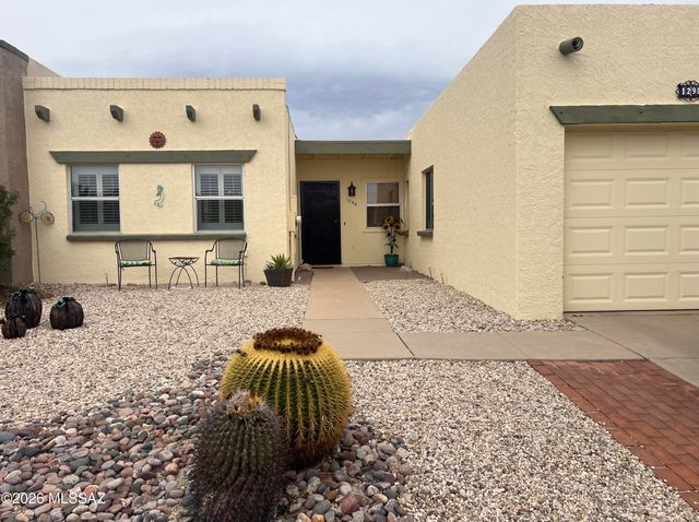 1290 W Camino Velasquez, Green Valley, AZ 85622