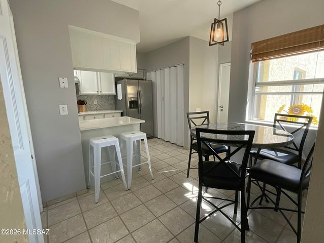 1290 W Camino Velasquez, Green Valley, AZ 85622