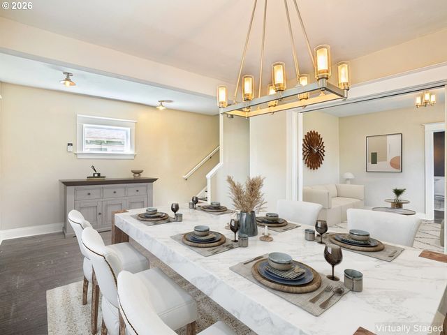 2451 Se YAMHILL St, Portland, OR 97214