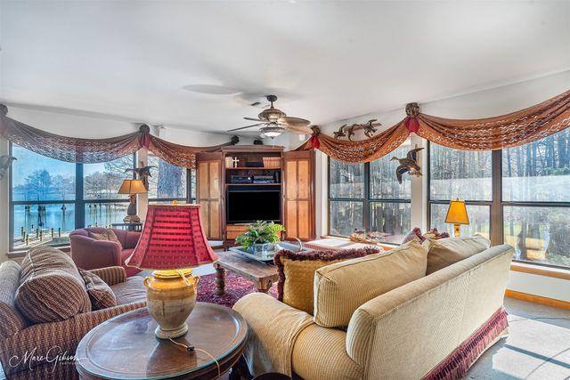 2949 Moss Point Drive, Shreveport, LA 71119