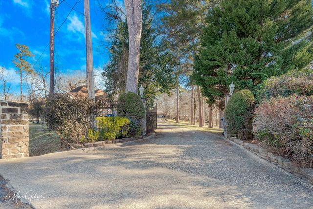 2949 Moss Point Drive, Shreveport, LA 71119