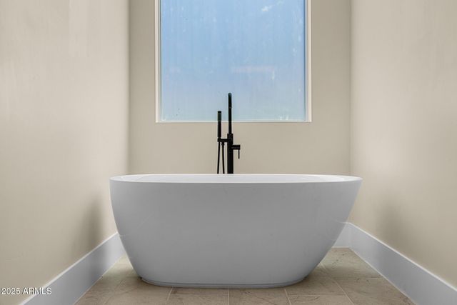 3002 N 53RD Place, Phoenix, AZ 85018