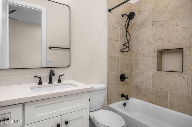 3002 N 53RD Place, Phoenix, AZ 85018