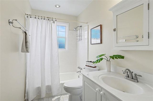 5375 Roswell Road B1, Sandy Springs, GA 30342
