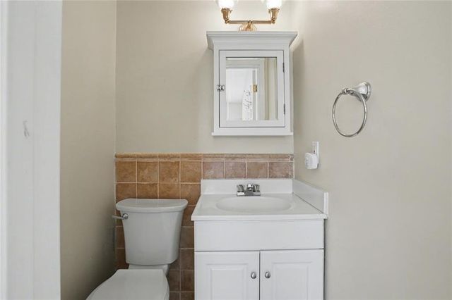 5375 Roswell Road B1, Sandy Springs, GA 30342
