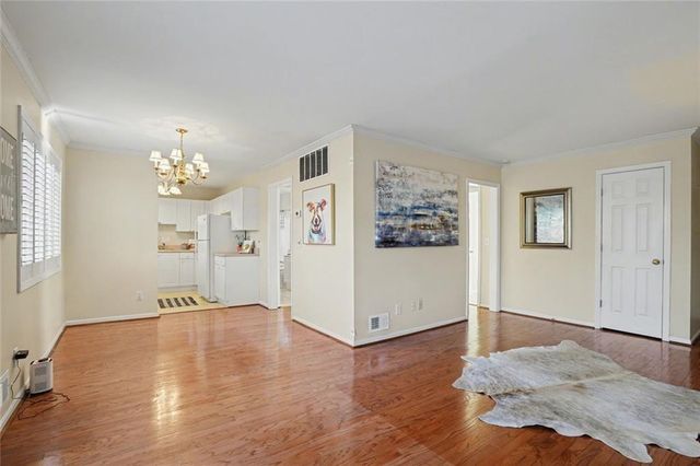 5375 Roswell Road B1, Sandy Springs, GA 30342