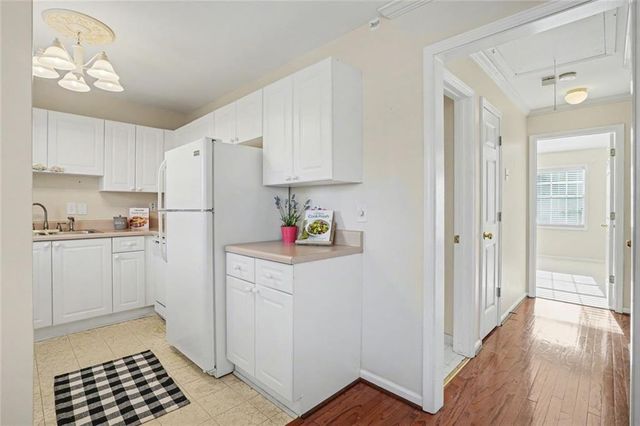 5375 Roswell Road B1, Sandy Springs, GA 30342