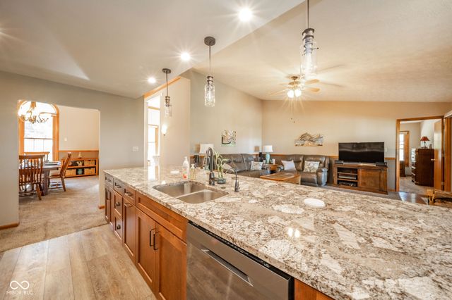 2712 Little John Street, Anderson, IN 46013