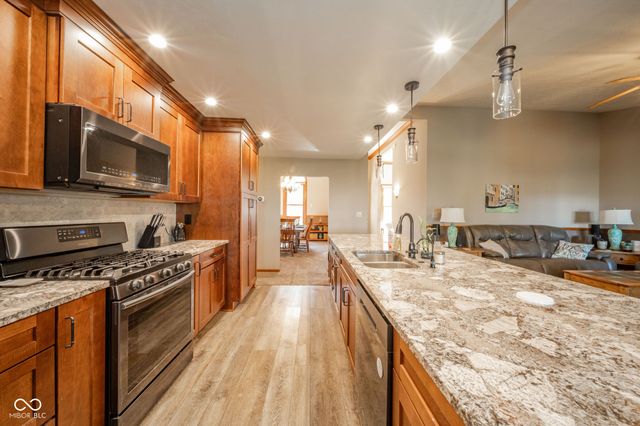 2712 Little John Street, Anderson, IN 46013