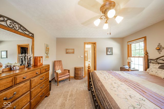 2712 Little John Street, Anderson, IN 46013